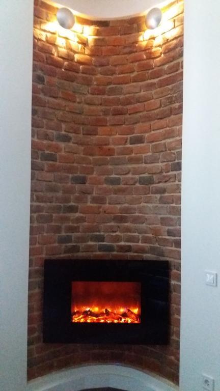 Apartment With Fireplace Lviv Buitenkant foto